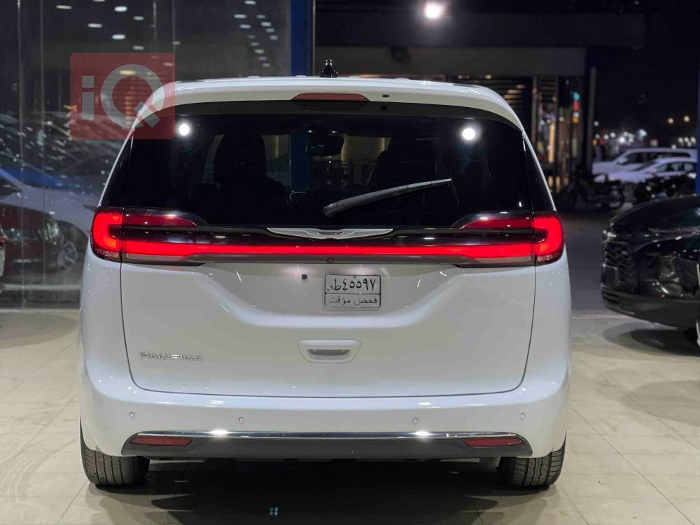 Chrysler Pacifica